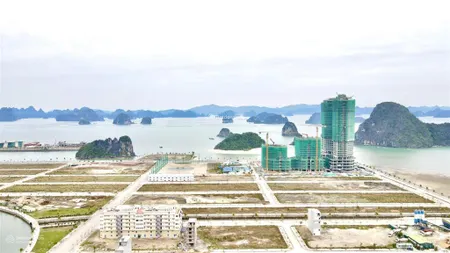 Xây dựng hạ tầng khu tái định cư xã Hạ Long