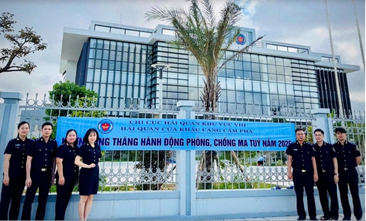 Trụ sở chi cục Hải Quan cửa khẩu cảng Cẩm Phả